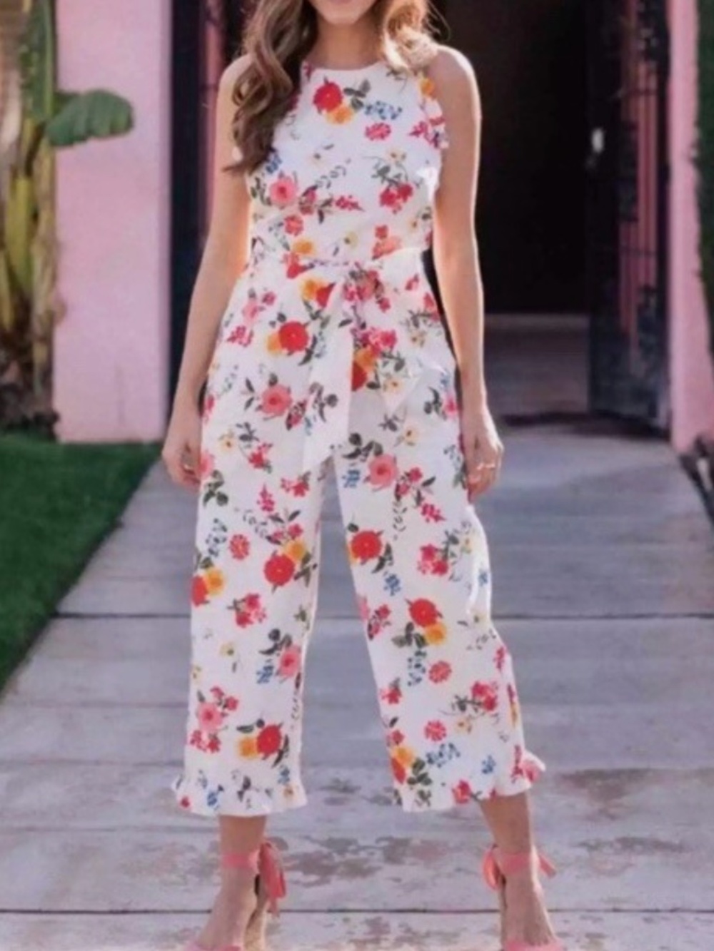 Gal Meets Glam Beverly Floral Cropped Jumpsuit Women's Size 6 Capri Pockets